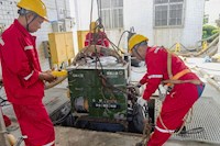 行业领先！智能清淤机器人助力珠海水质净化